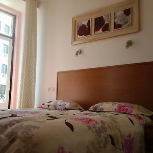 Bed & Breakfast Baixasuites, Lisbon